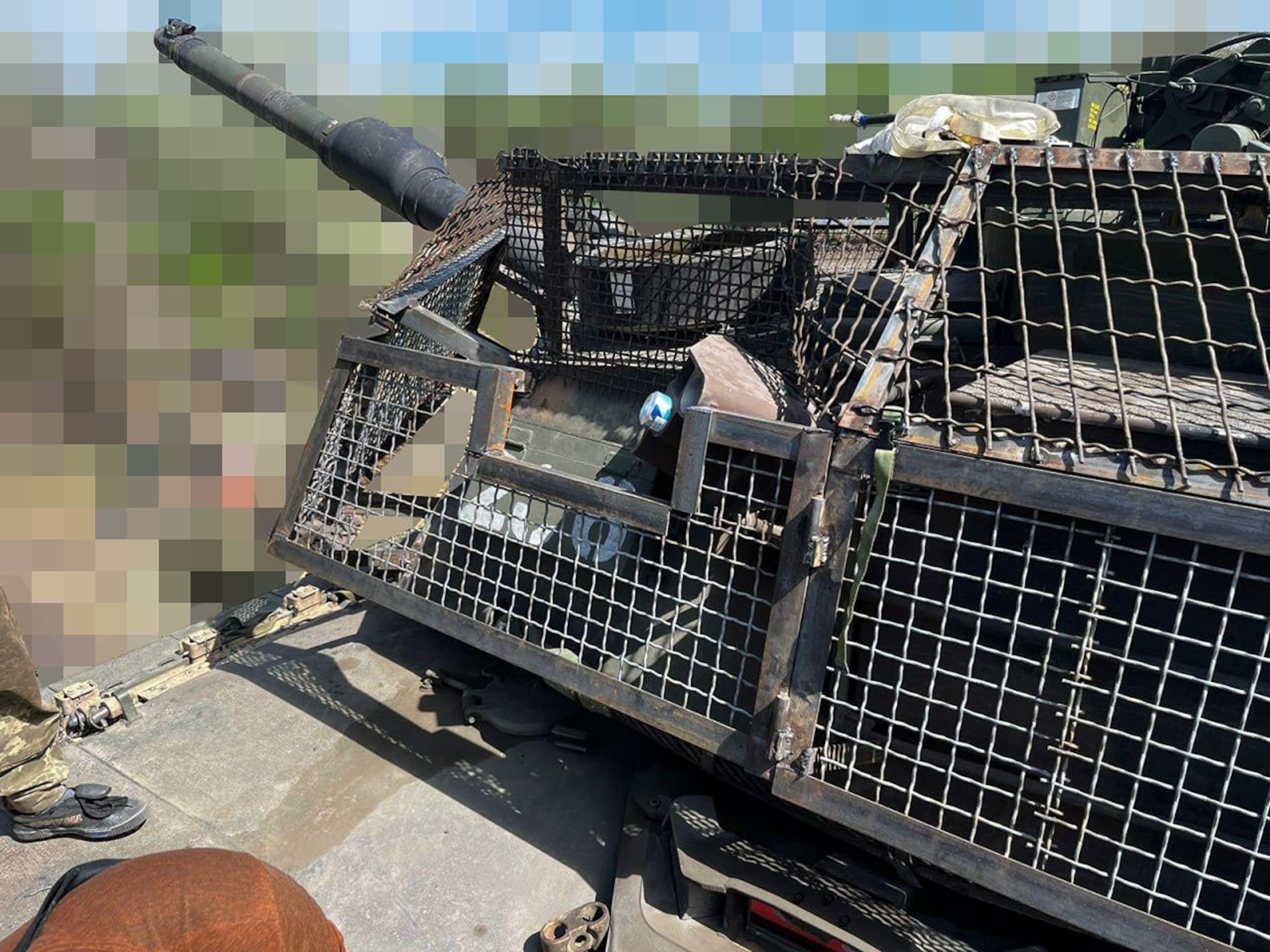 Aramid anti-drone net installation at border crossing